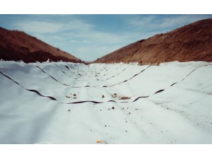 引水渠防渗